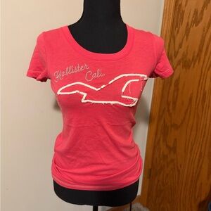 Hollister Women's Coral Graphic Tee